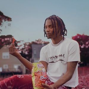 Meet your Posher, Logan